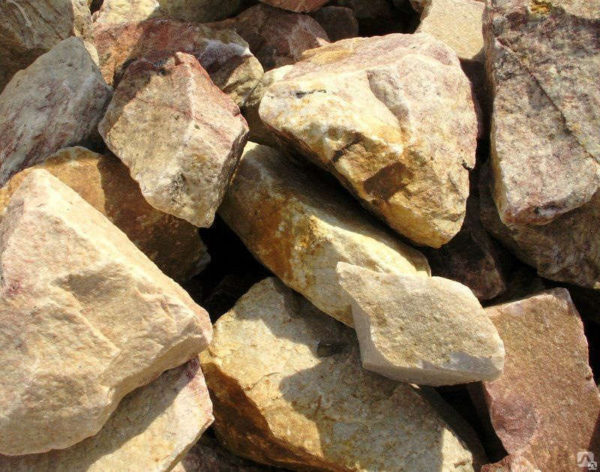 Купить бутовый камень 70-200 в Ломоносове